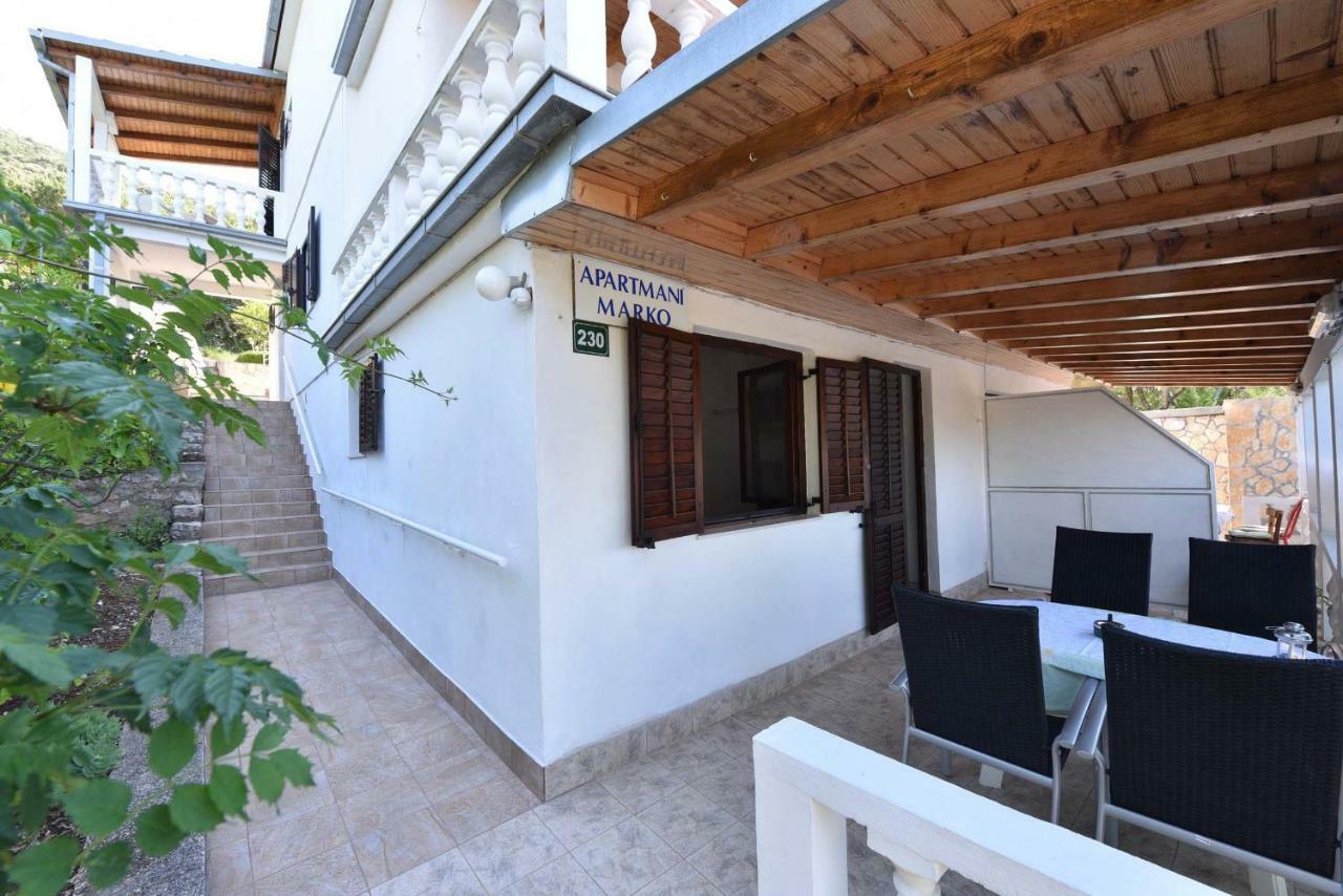 Apartmani Marko Gdinj Екстериор снимка